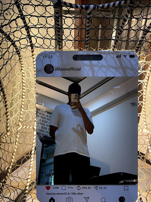 Instagram LED Mirror Wall Art – Smart Aesthetic Backlit Frame